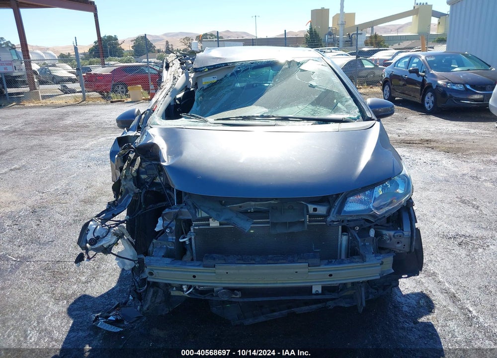 2017 HONDA FIT LX VIN: 3HGGK5G55HM707452