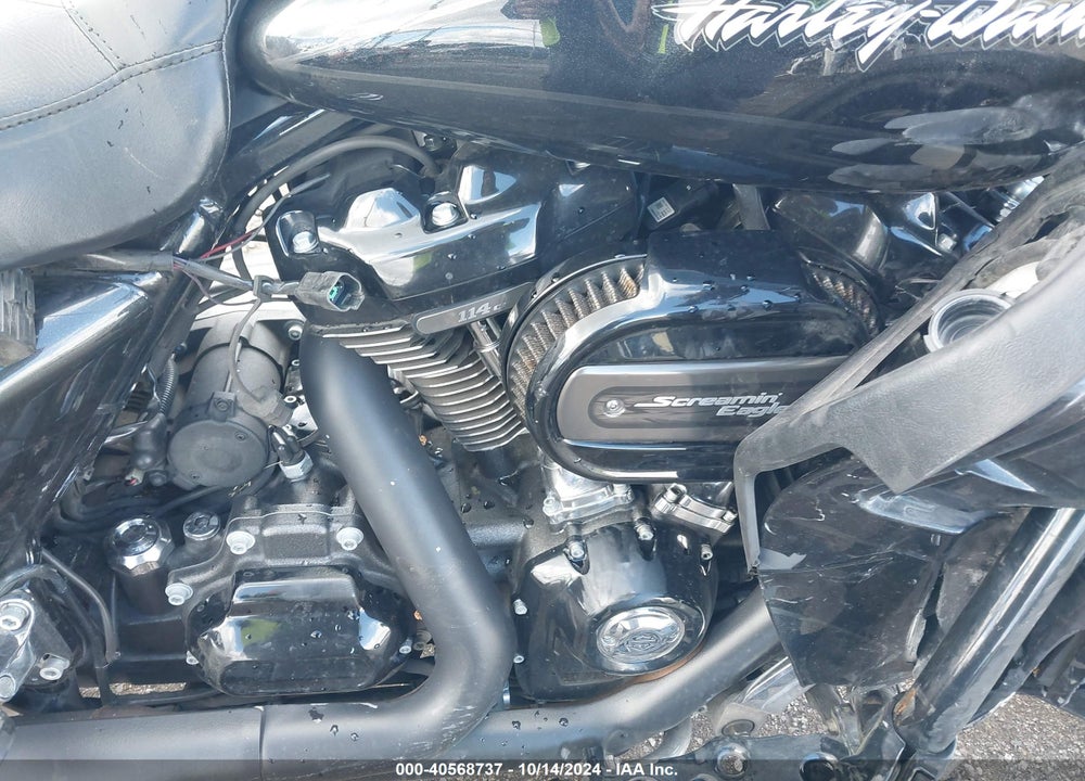 2017 HARLEY-DAVIDSON FLHXSE CVO STREET GLIDE VIN: 1HD1PXF13HB960033