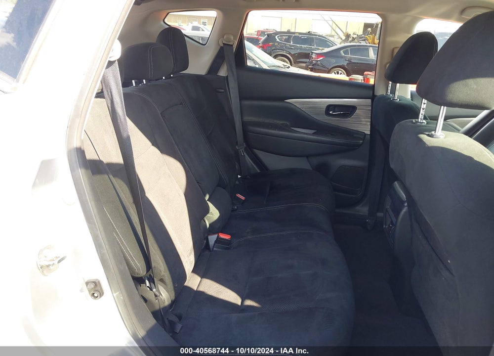 2016 NISSAN MURANO PLATINUM/S/SL/SV VIN: 5N1AZ2MH2GN136094
