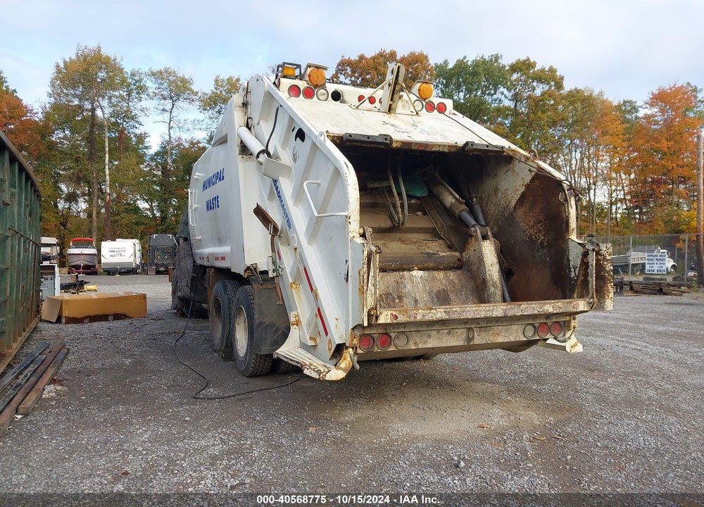 2013 FREIGHTLINER 108SD VIN: 1FVHG5BS6DDBV8732