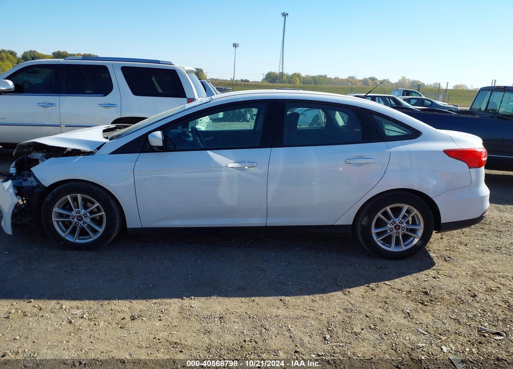 2018 FORD FOCUS SE VIN: 1FADP3F25JL324767