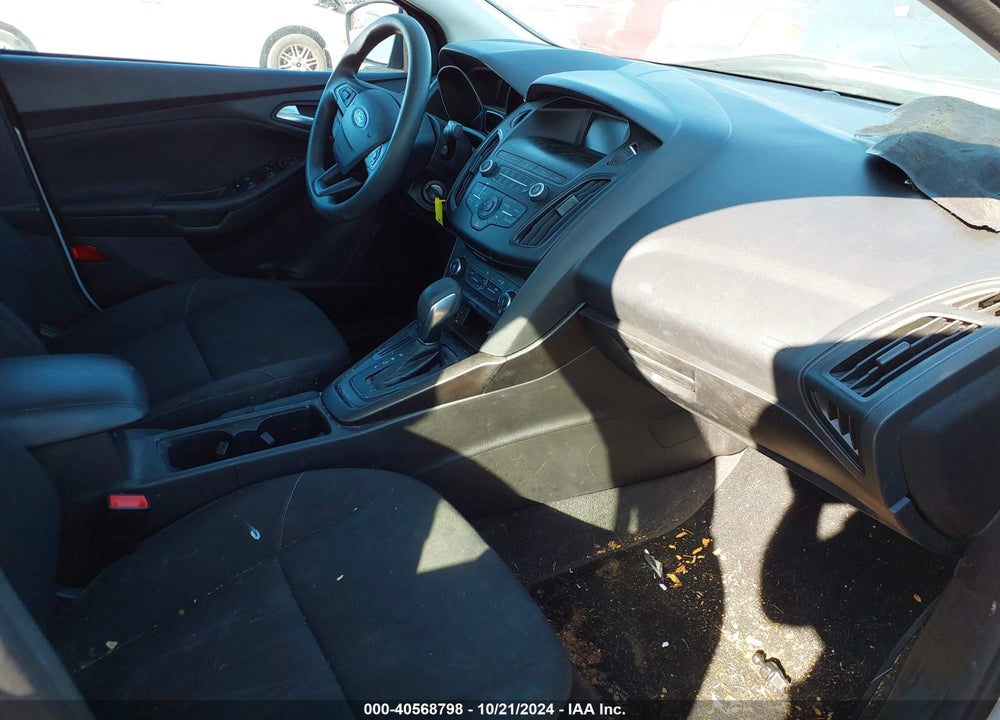 2018 FORD FOCUS SE VIN: 1FADP3F25JL324767