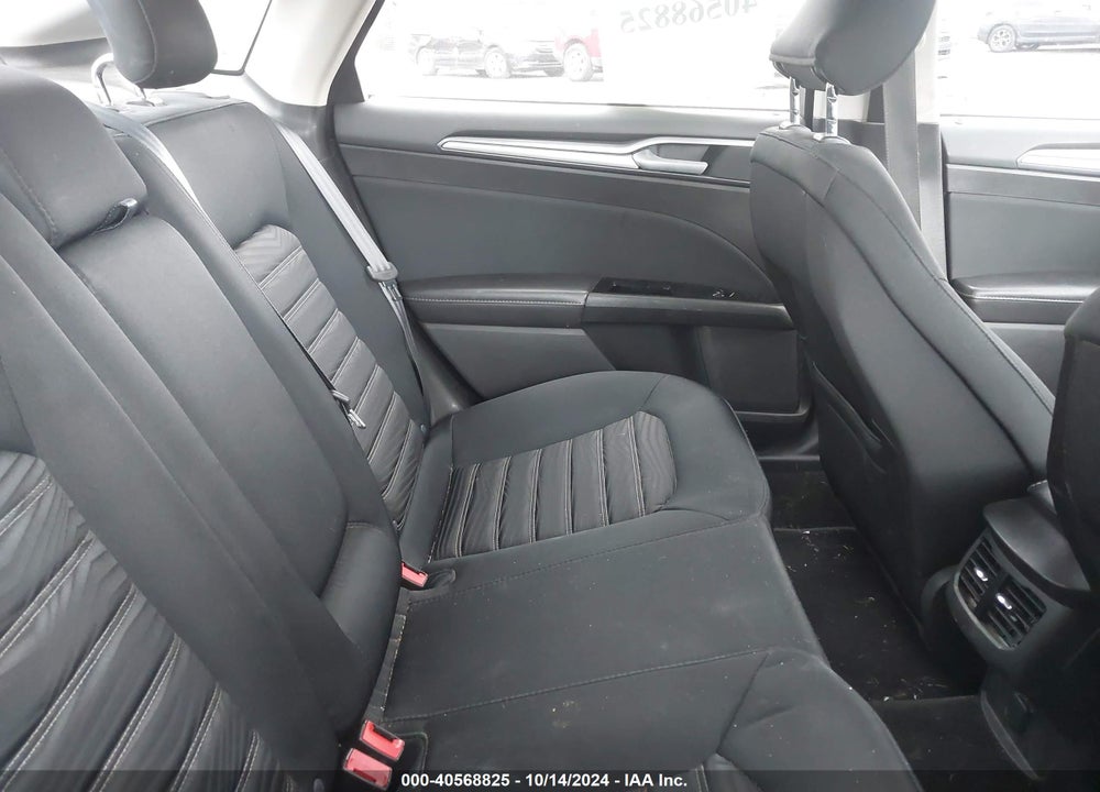 2016 FORD FUSION SE VIN: 3FA6P0H74GR272882