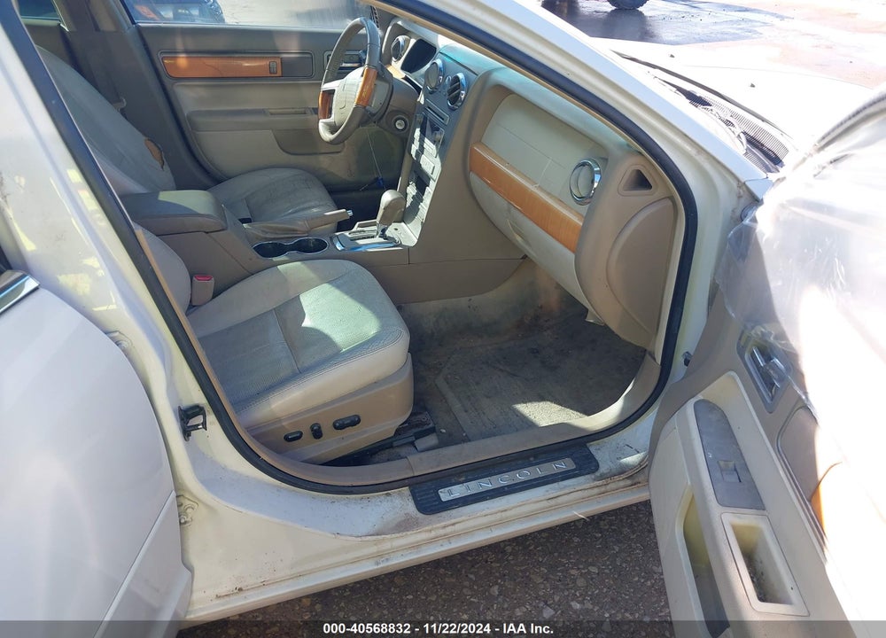 2008 LINCOLN MKZ VIN: 3LNHM26T28R650962