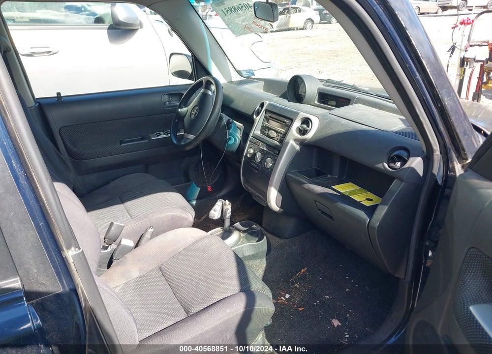 2004 SCION XB VIN: JTLKT324340167822