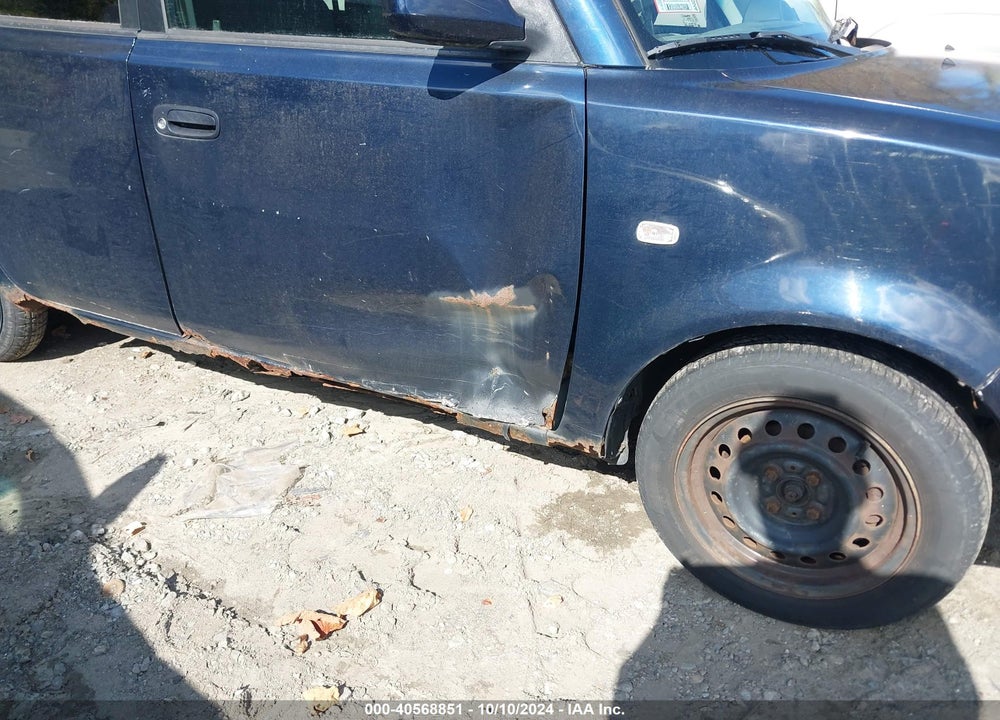 2004 SCION XB VIN: JTLKT324340167822