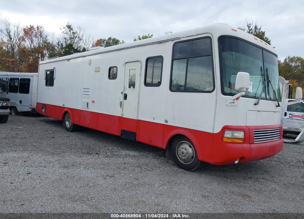 2000 FORD F550 SUPER DUTY STRIPPED CHASS VIN: 1FCNF53S6Y0A00692