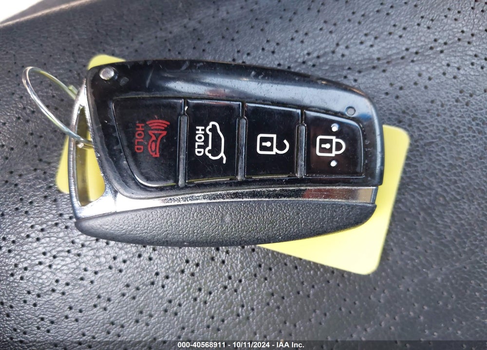 2014 HYUNDAI SANTA FE LIMITED VIN: KM8SR4HF6EU042764