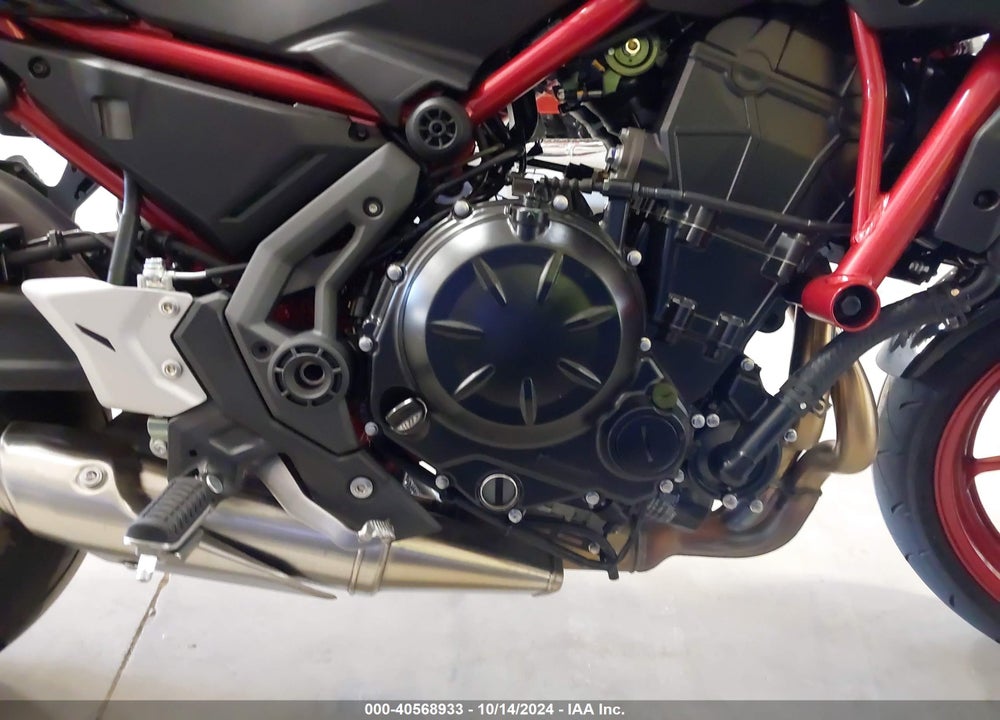 2024 KAWASAKI ER650 N VIN: ML5EREN13RDAD2577