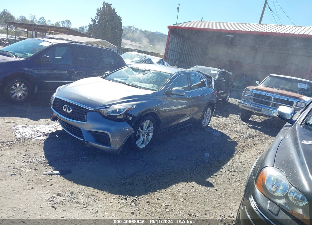 2018 INFINITI QX30 LUXURY VIN: SJKCH5CP2JA056686