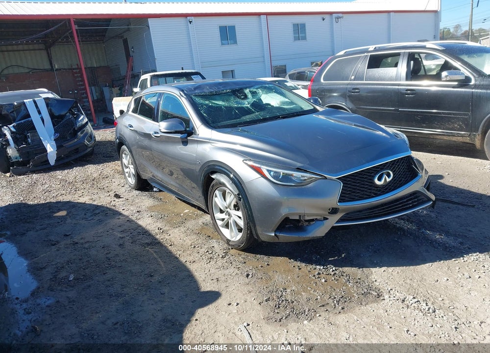2018 INFINITI QX30 LUXURY VIN: SJKCH5CP2JA056686