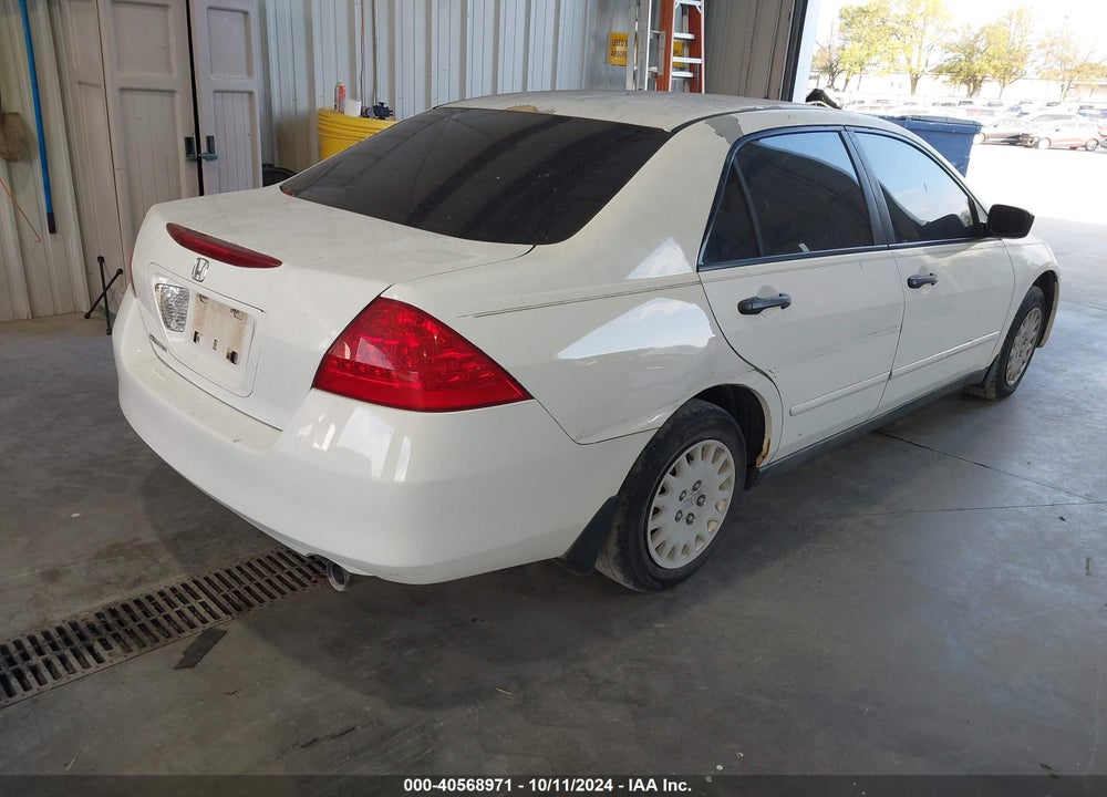 2006 HONDA ACCORD 2.4 VP VIN: 1HGCM56176A083610