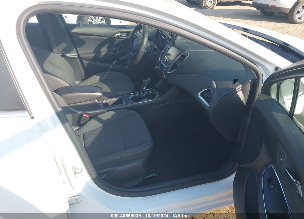 2017 CHEVROLET CRUZE LT AUTO VIN: 1G1BE5SM8H7191265