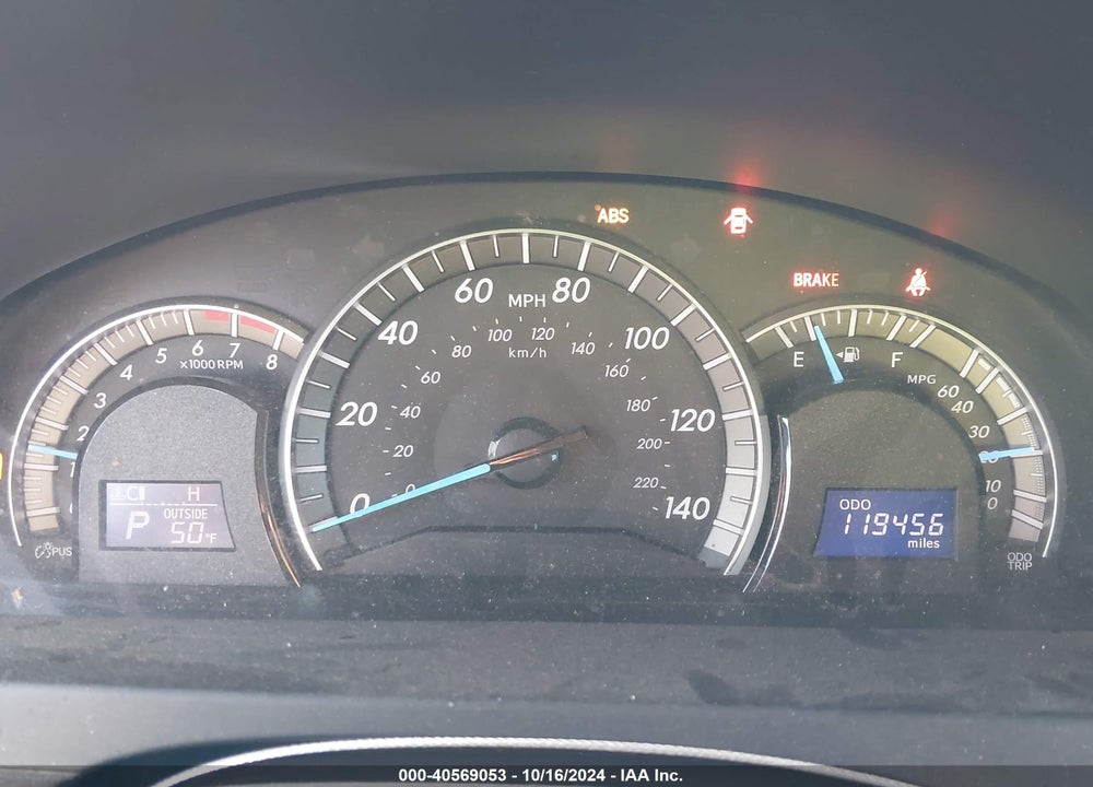 2013 TOYOTA CAMRY SE VIN: 4T1BF1FK2DU657060
