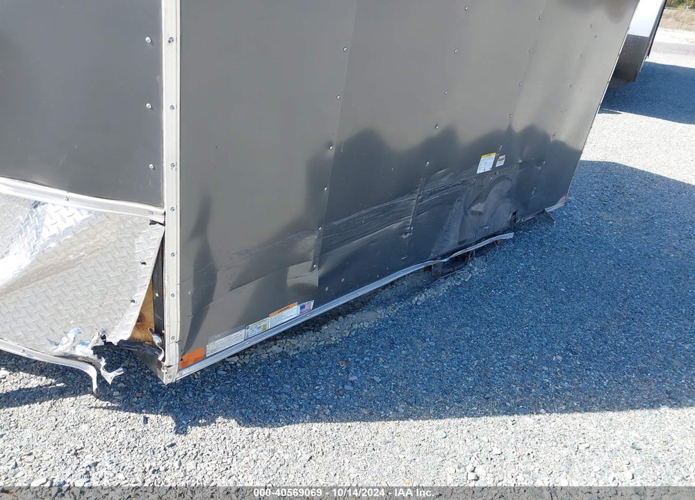 2022 HOMESTEADER SINGLE AXLE ENCLOSED VIN: 5HABE1017NN111104
