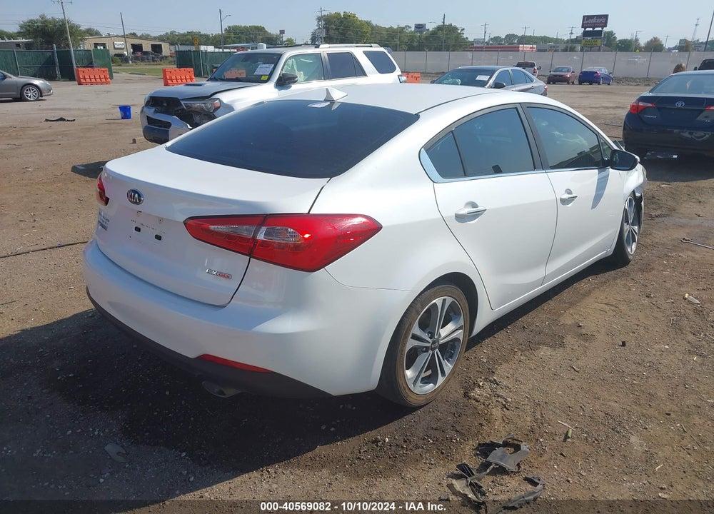 2016 KIA FORTE EX VIN: KNAFZ4A83G5593519