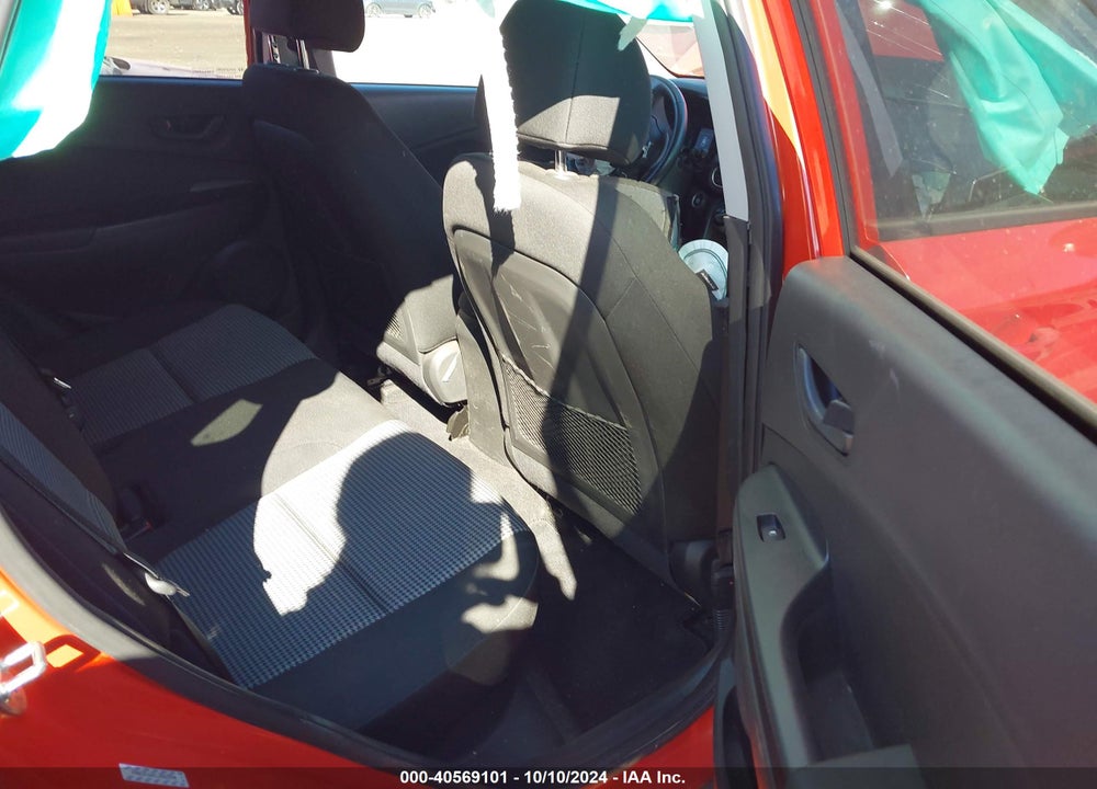 2020 HYUNDAI KONA SEL VIN: KM8K2CAAXLU562590