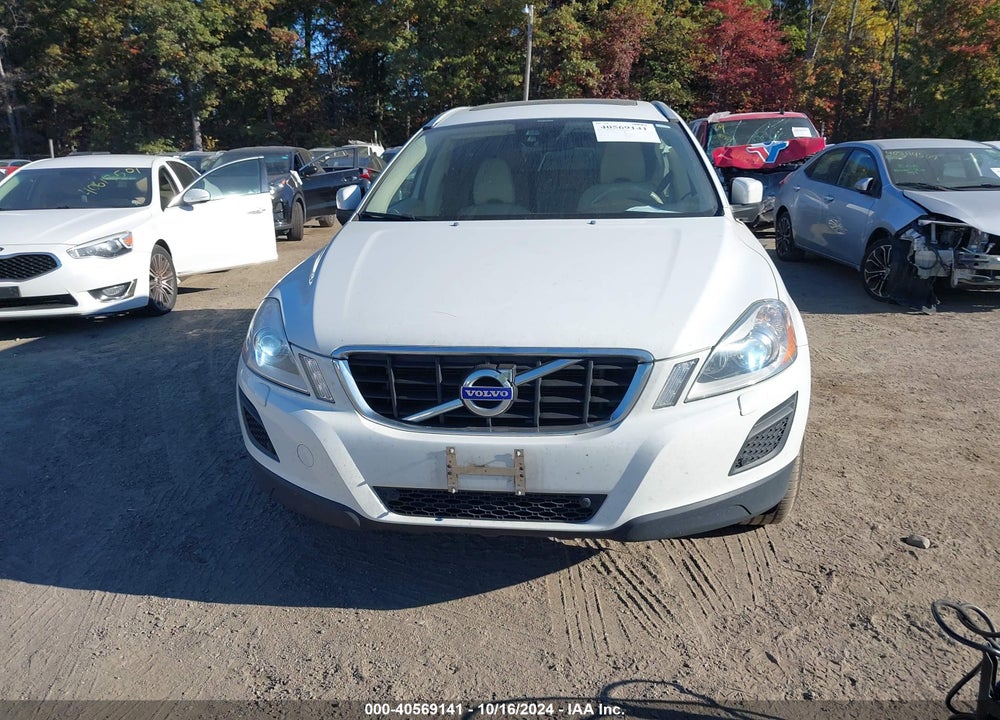 2013 VOLVO XC60 T6 VIN: YV4902DZXD2383609
