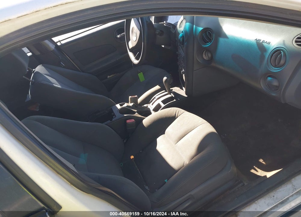 2005 PONTIAC GRAND PRIX VIN: 2G2WP522351200713