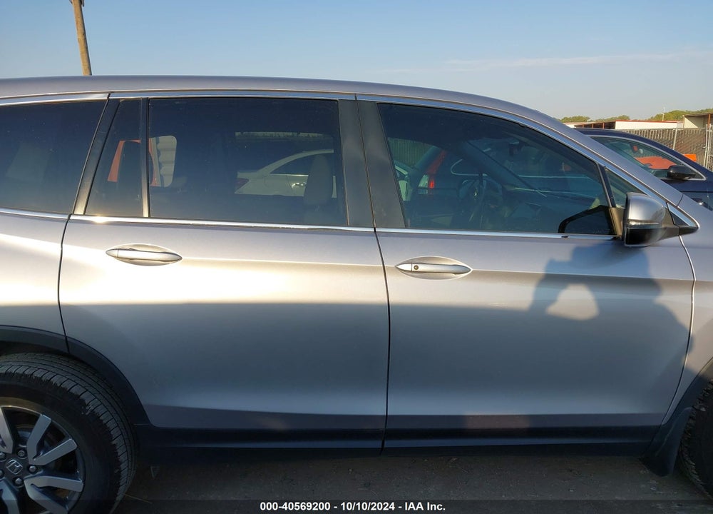 2021 HONDA PILOT 2WD EX-L VIN: 5FNYF5H53MB045911