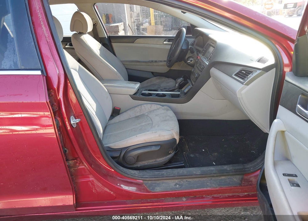 2016 HYUNDAI SONATA SE VIN: 5NPE24AFXGH364885