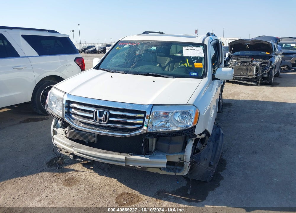 2014 HONDA PILOT TOURING VIN: 5FNYF4H95EB026176