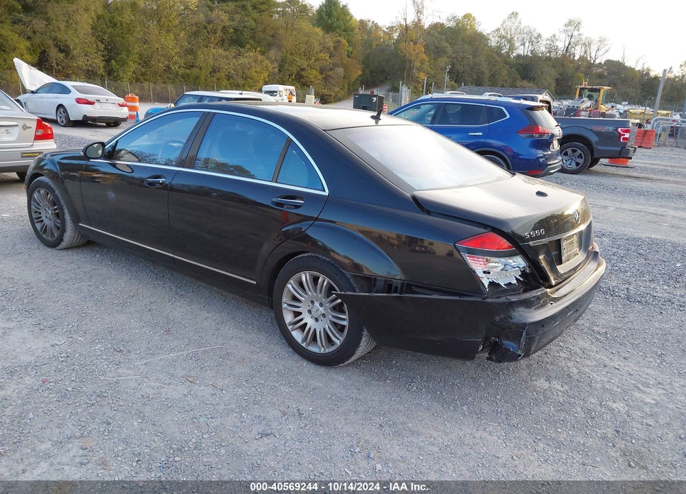 2007 MERCEDES-BENZ S 550 VIN: WDDNG71X17A039602