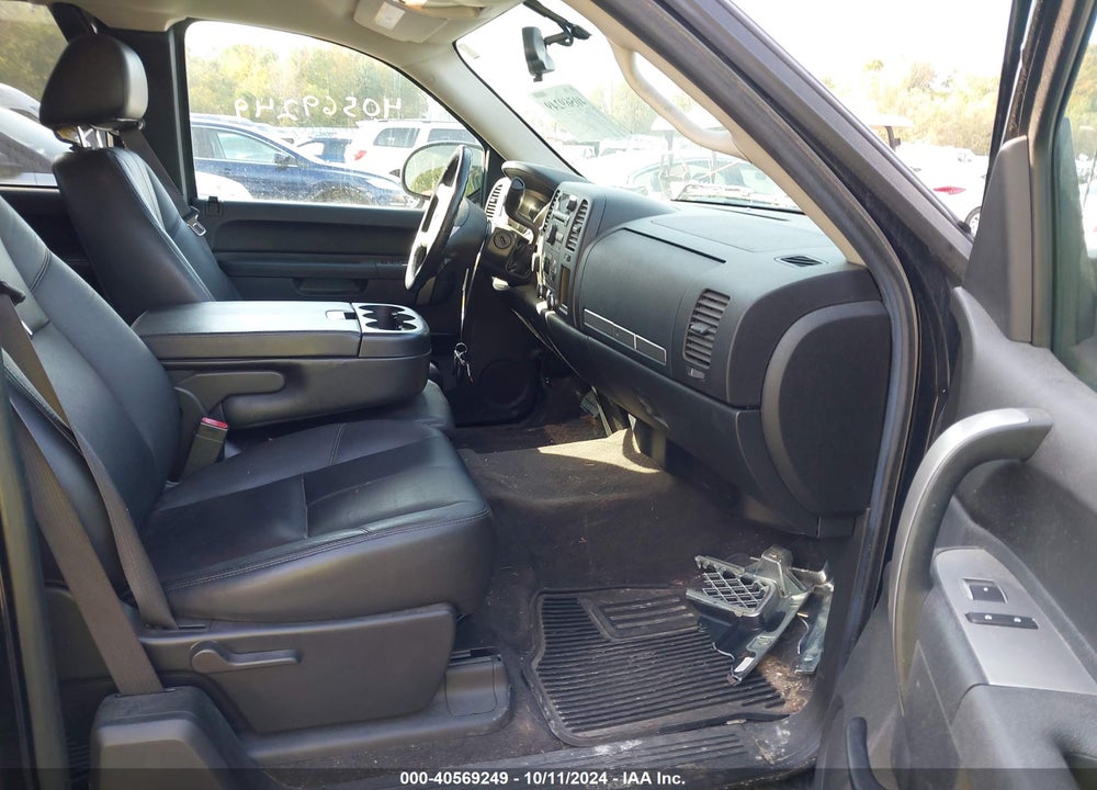 2012 CHEVROLET SILVERADO 1500 LT VIN: 1GCRKSE77CZ264660