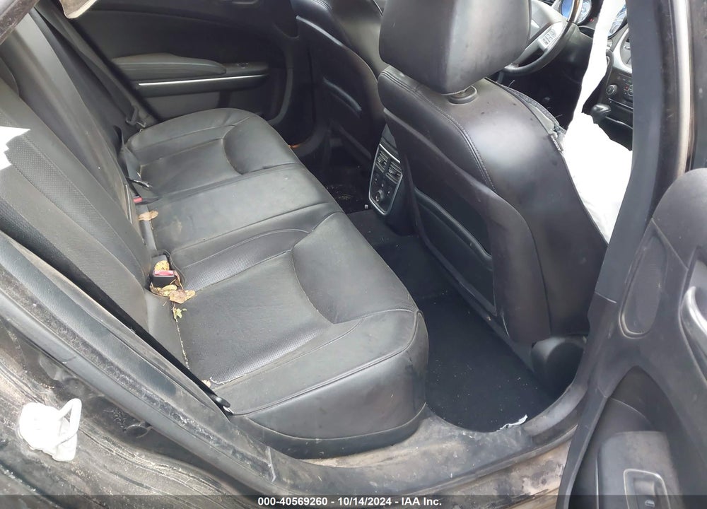 2012 CHRYSLER 300C AWD VIN: 2C3CCAKT6CH220300