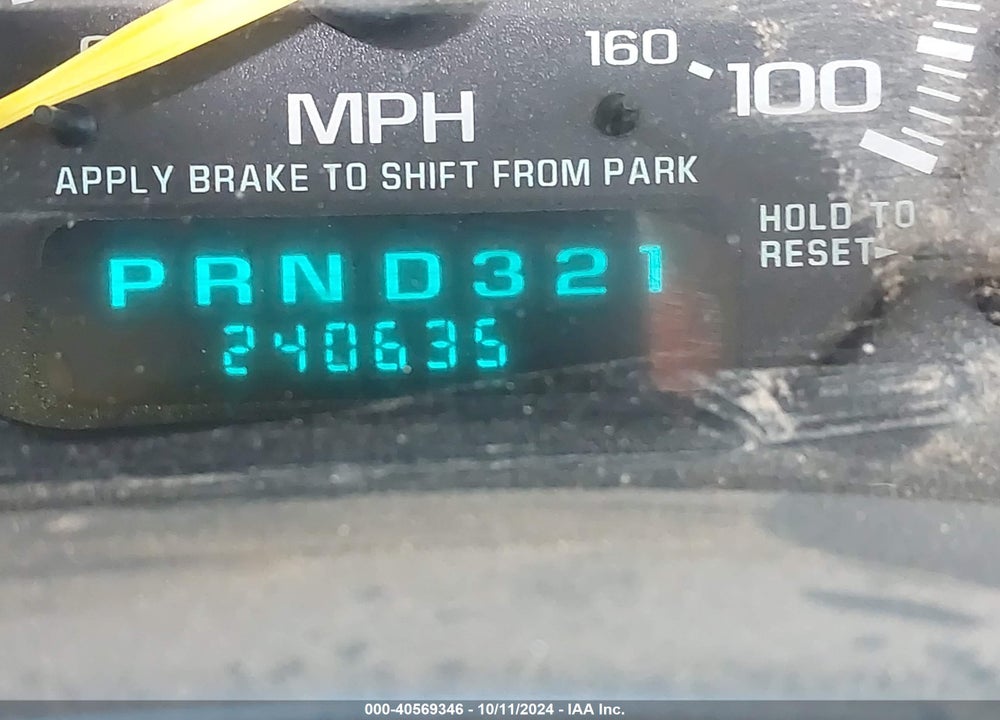2000 CHEVROLET SILVERADO 1500 LS VIN: 1GCEK19T8YE132148