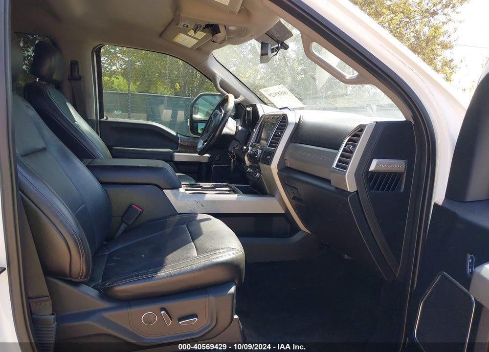 2017 FORD F-350 LARIAT VIN: 1FT8W3DT4HED84516