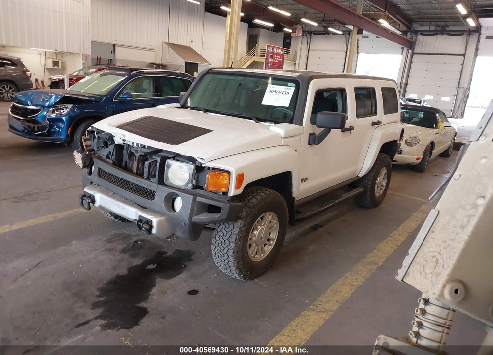 2008 HUMMER H3 SUV VIN: 5GTEN13E588156531