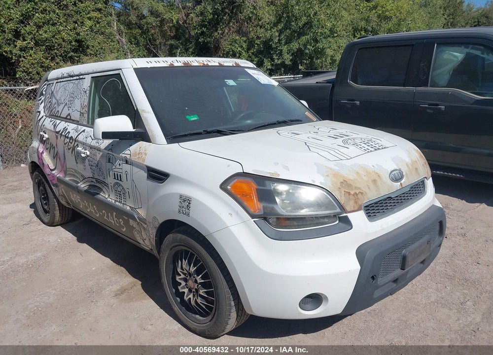 2011 KIA SOUL VIN: KNDJT2A22B7298813