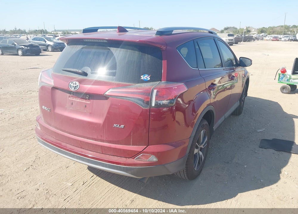 2018 TOYOTA RAV4 ADVENTURE/XLE VIN: 2T3WFREVXJW429953