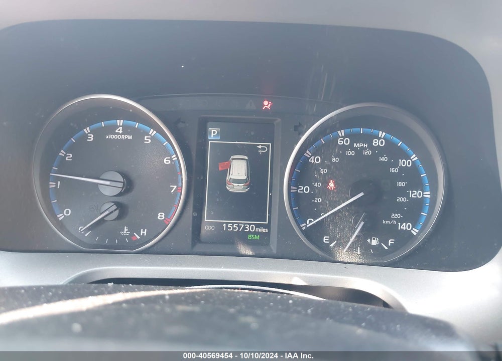 2018 TOYOTA RAV4 ADVENTURE/XLE VIN: 2T3WFREVXJW429953