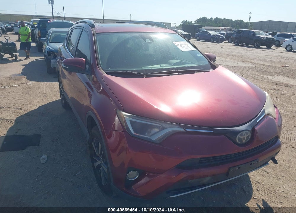 2018 TOYOTA RAV4 ADVENTURE/XLE VIN: 2T3WFREVXJW429953