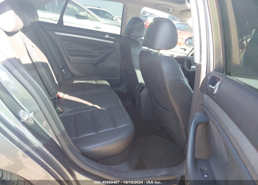 2008 VOLKSWAGEN JETTA WOLFSBURG EDITION VIN: 3VWRJ71K08M141119