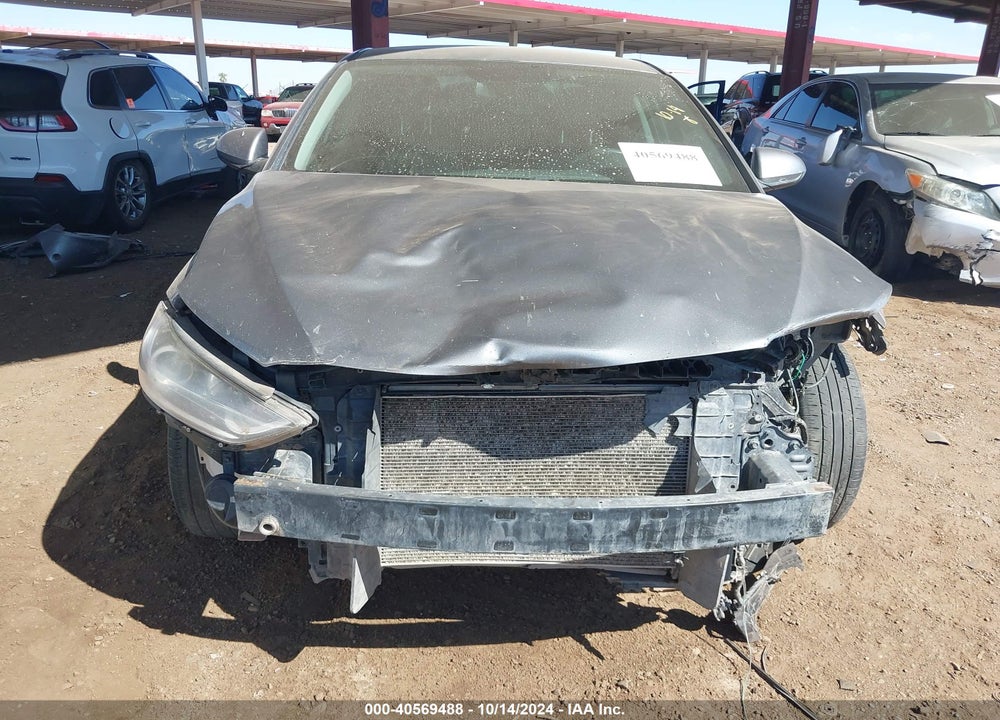 2017 HYUNDAI ELANTRA SE VIN: KMHD74LF3HU394713