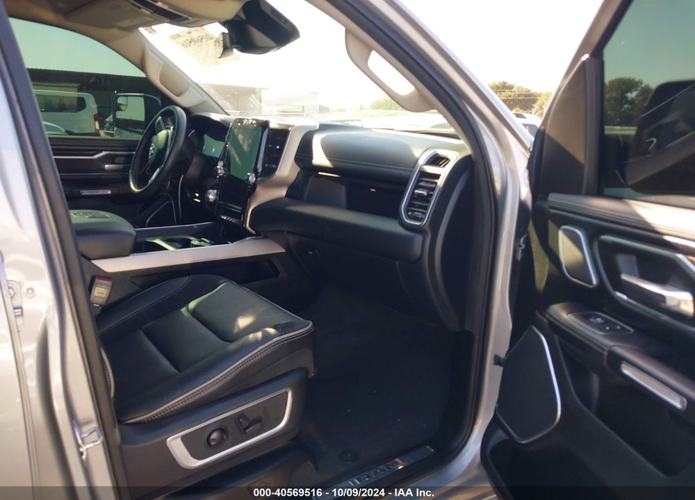 2022 RAM 1500 VIN: 1C6RREJM9NN382932