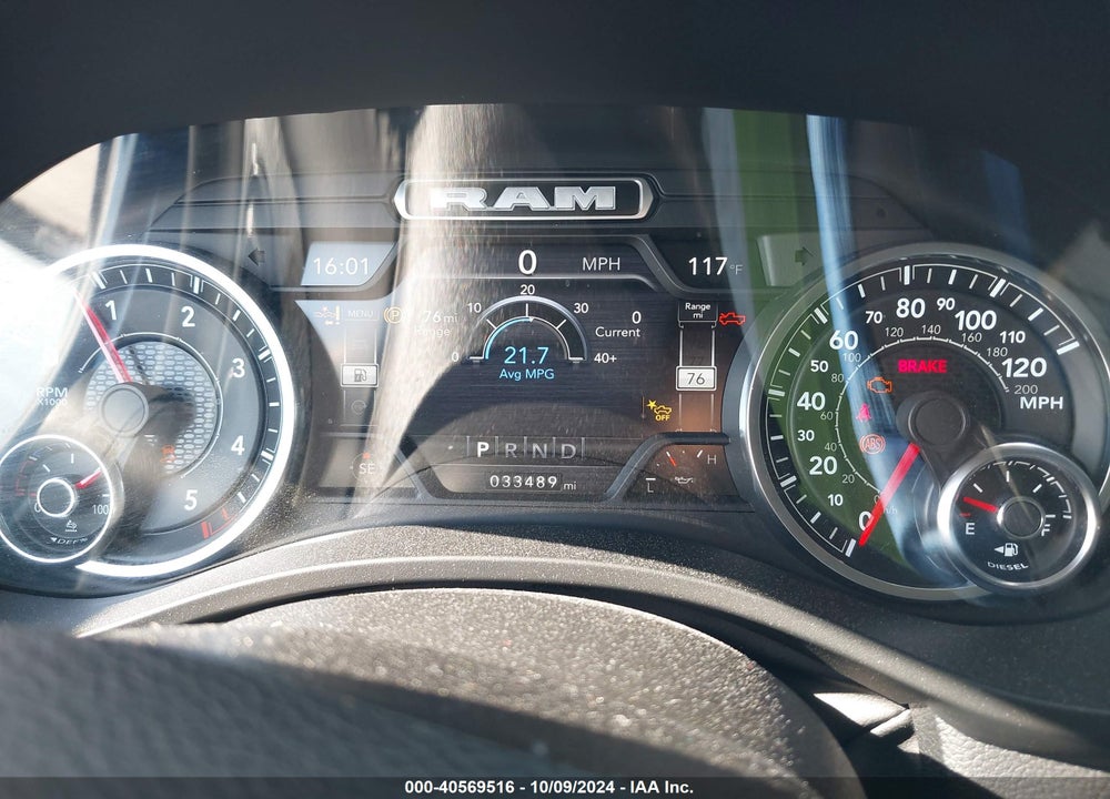 2022 RAM 1500 VIN: 1C6RREJM9NN382932