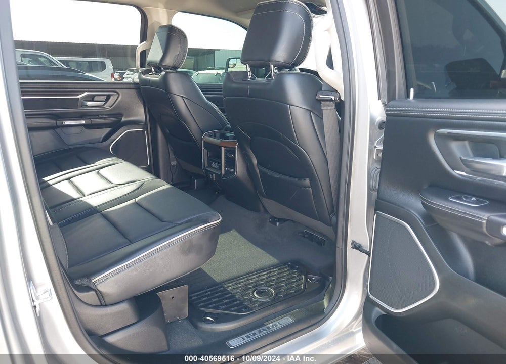 2022 RAM 1500 VIN: 1C6RREJM9NN382932