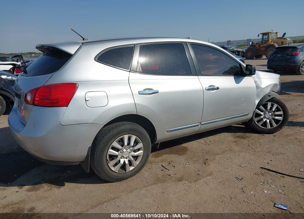 2011 NISSAN ROGUE S VIN: JN8AS5MT8BW563771