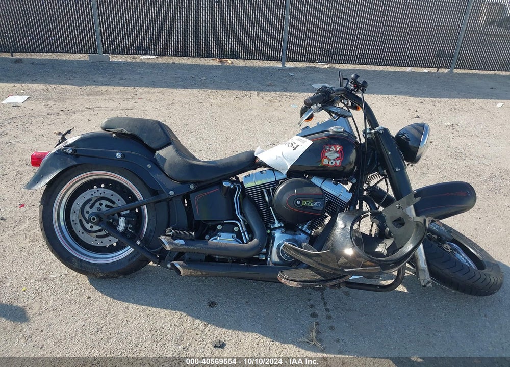 2016 HARLEY-DAVIDSON FLSTFB FATBOY LO VIN: 1HD1JNV10GC013306
