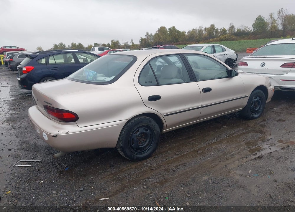 1995 GEO PRIZM LSI VIN: 1Y1SK5262SZ004093