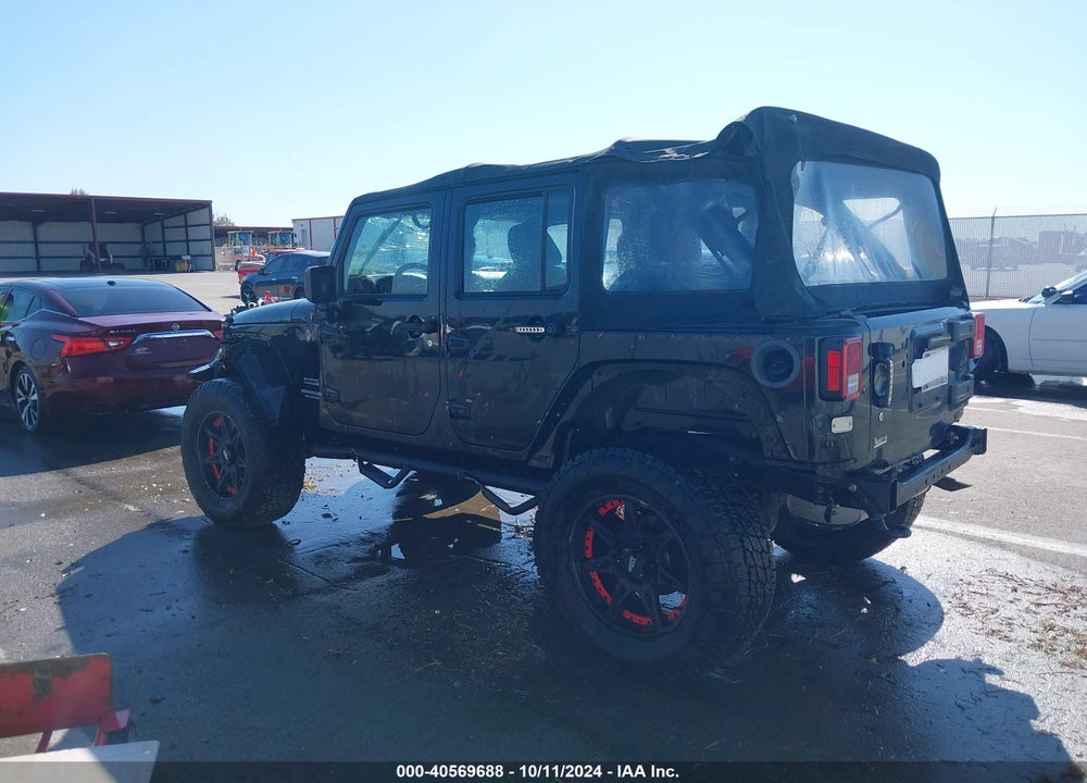 2015 JEEP WRANGLER UNLIMITED SPORT VIN: 1C4BJWDG9FL641042
