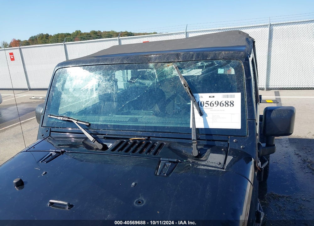 2015 JEEP WRANGLER UNLIMITED SPORT VIN: 1C4BJWDG9FL641042