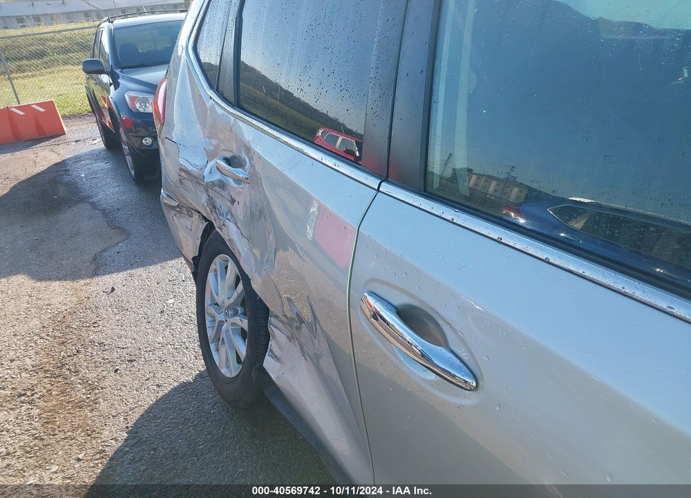 2019 NISSAN ROGUE SV VIN: JN8AT2MT1KW264652