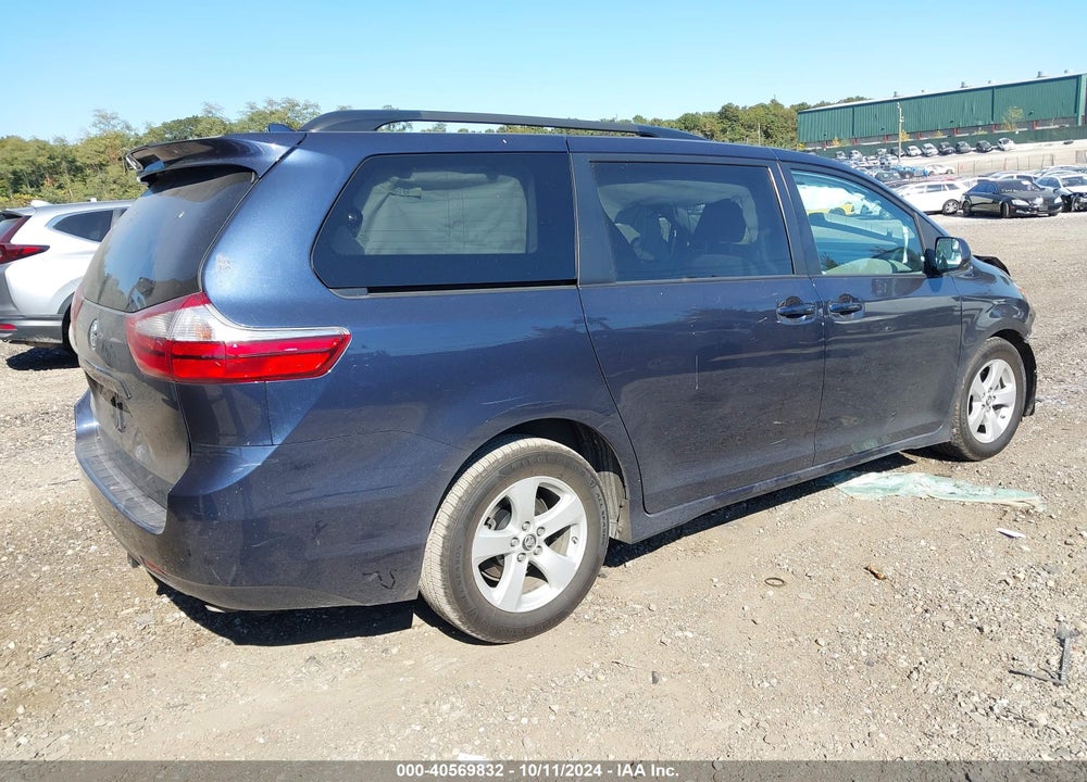 2019 TOYOTA SIENNA LE 8 PASSENGER VIN: 5TDKZ3DC2KS008251