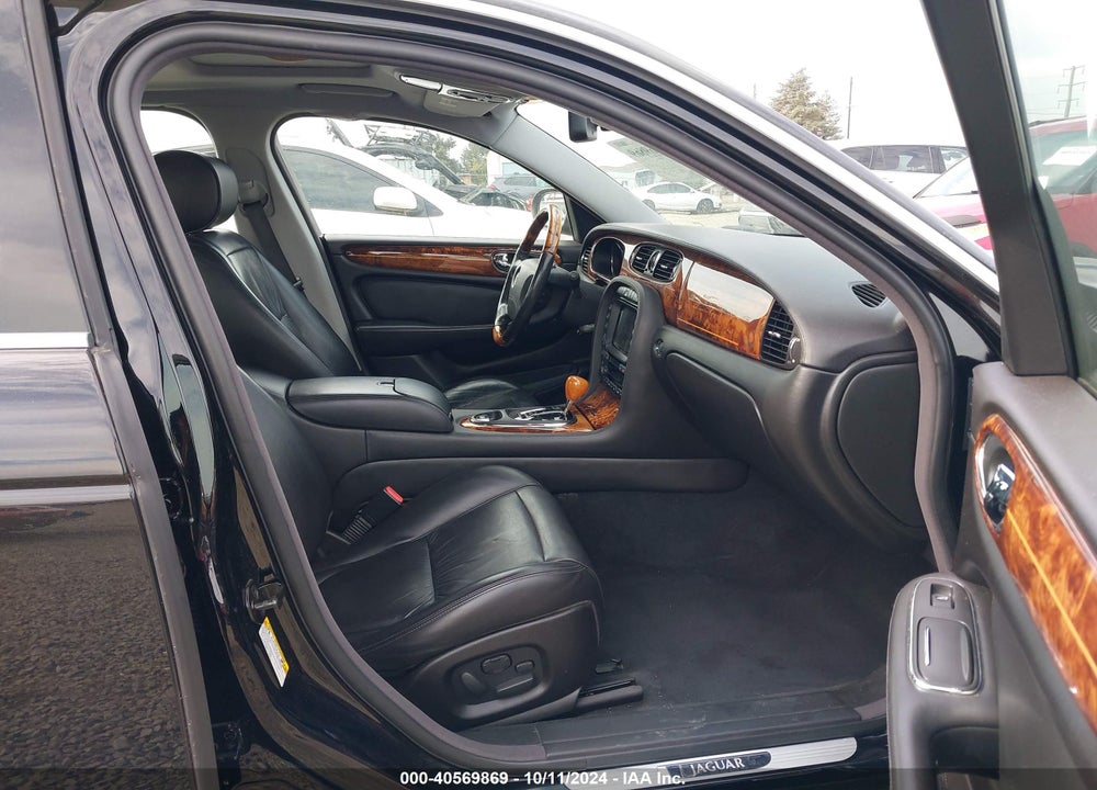 2006 JAGUAR XJ SUPER V8 VIN: SAJWA82C36TG50434