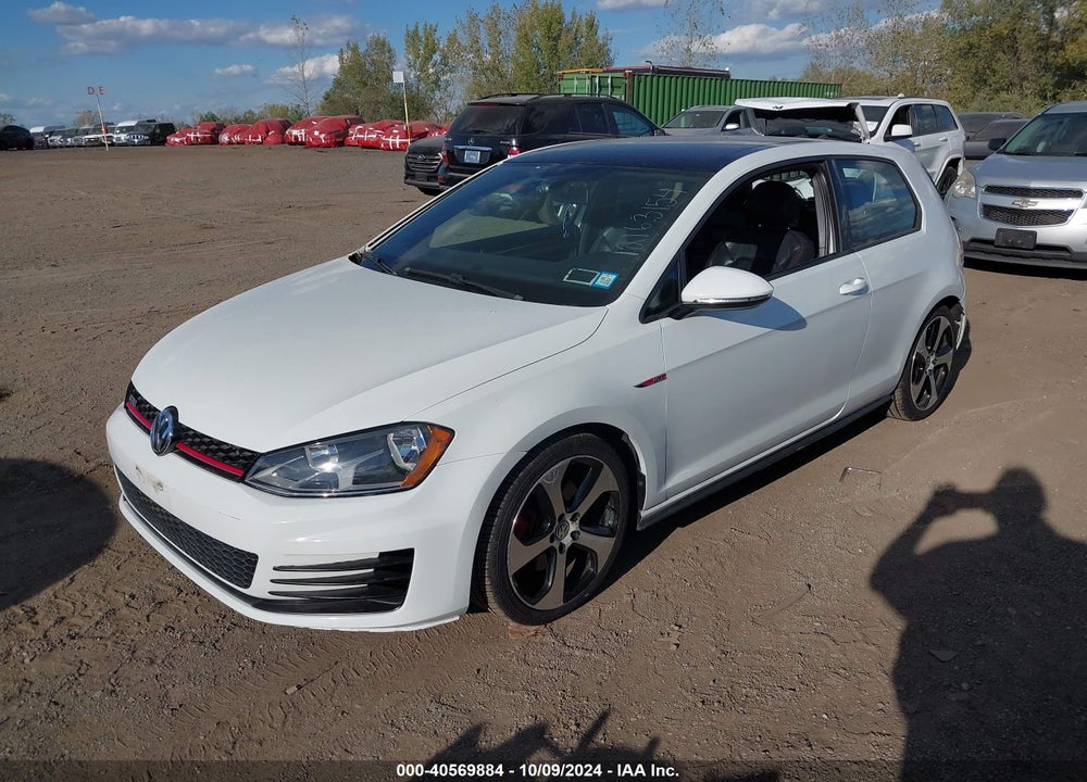 2015 VOLKSWAGEN GOLF GTI 2.0T SE 2-DOOR VIN: 3VWTT7AU7FM086571